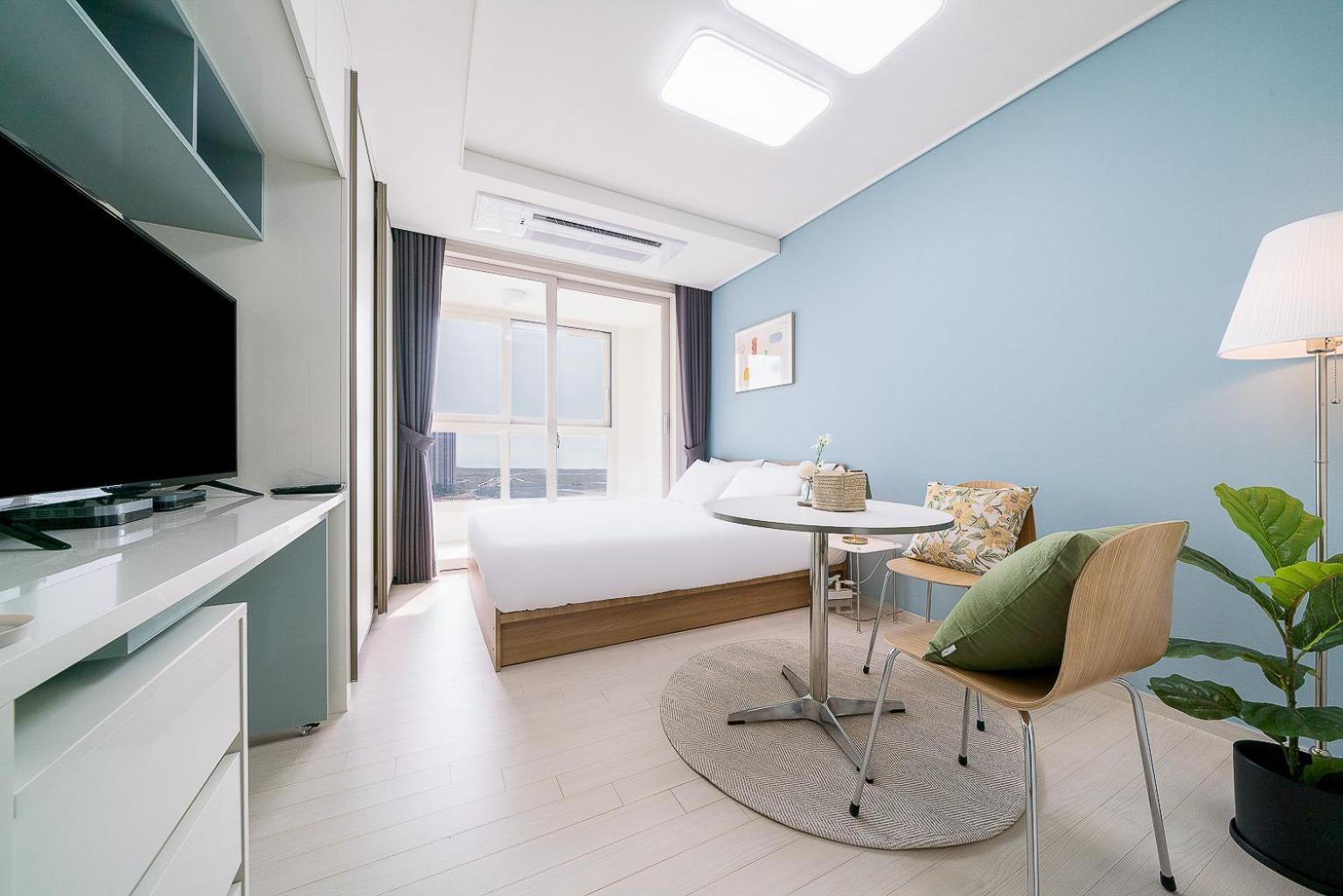 Urbanstay Songdo Moonlight Park Инчон Экстерьер фото